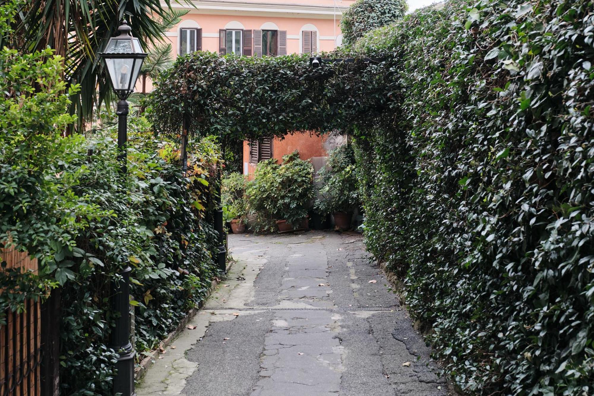 Trastevere- Flat Con Giardino, Ac, Wi-Fi & Netflix Рим Экстерьер фото