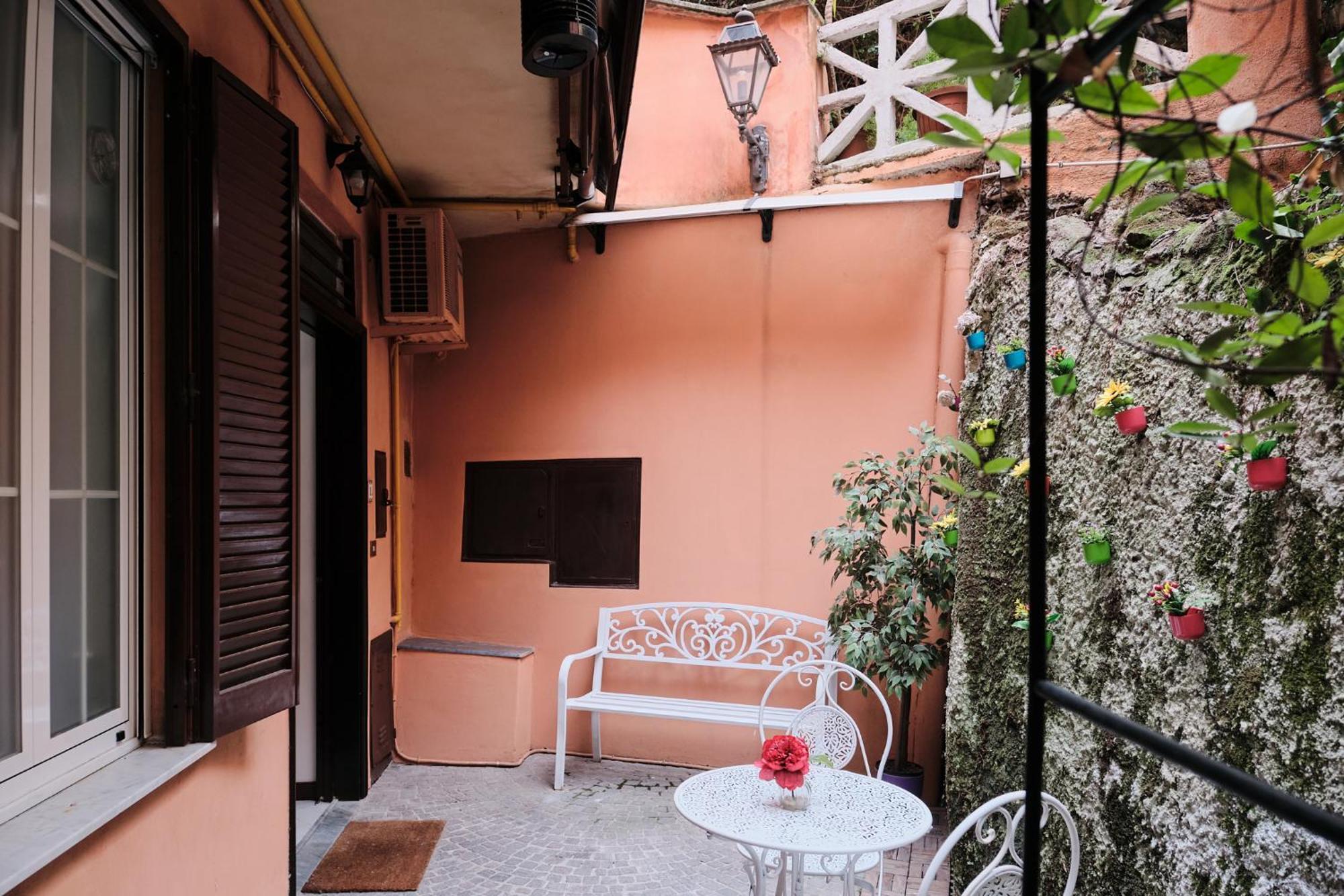 Trastevere- Flat Con Giardino, Ac, Wi-Fi & Netflix Рим Экстерьер фото